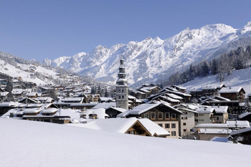 Hotel La Montagne La Clusaz Zimmer foto
